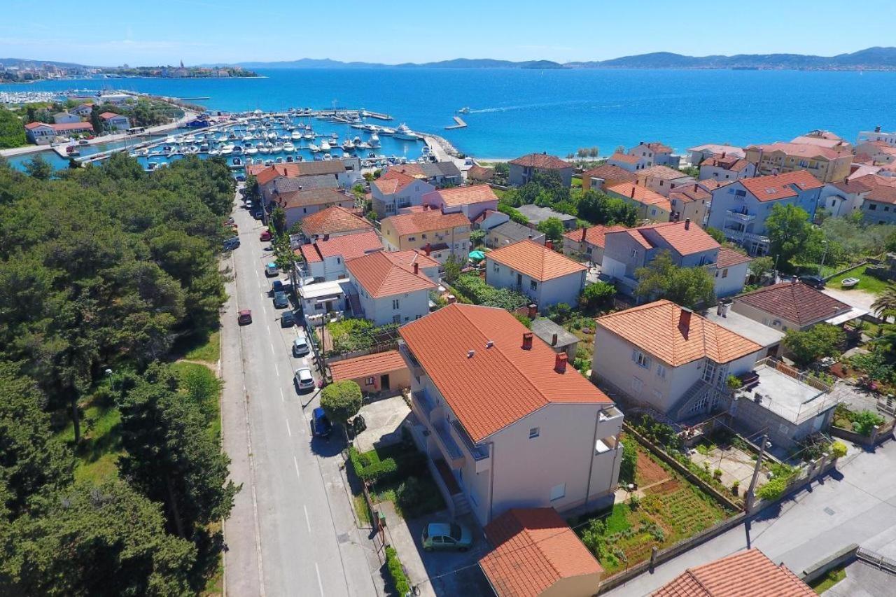 Punta Faro Lägenhet Zadar Exteriör bild